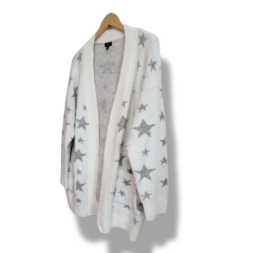 🌿DEBUT Star Fuzzy Cardigan | Oversized S/M | Off-White & Gray Boho Layers - Picture 4 of 13